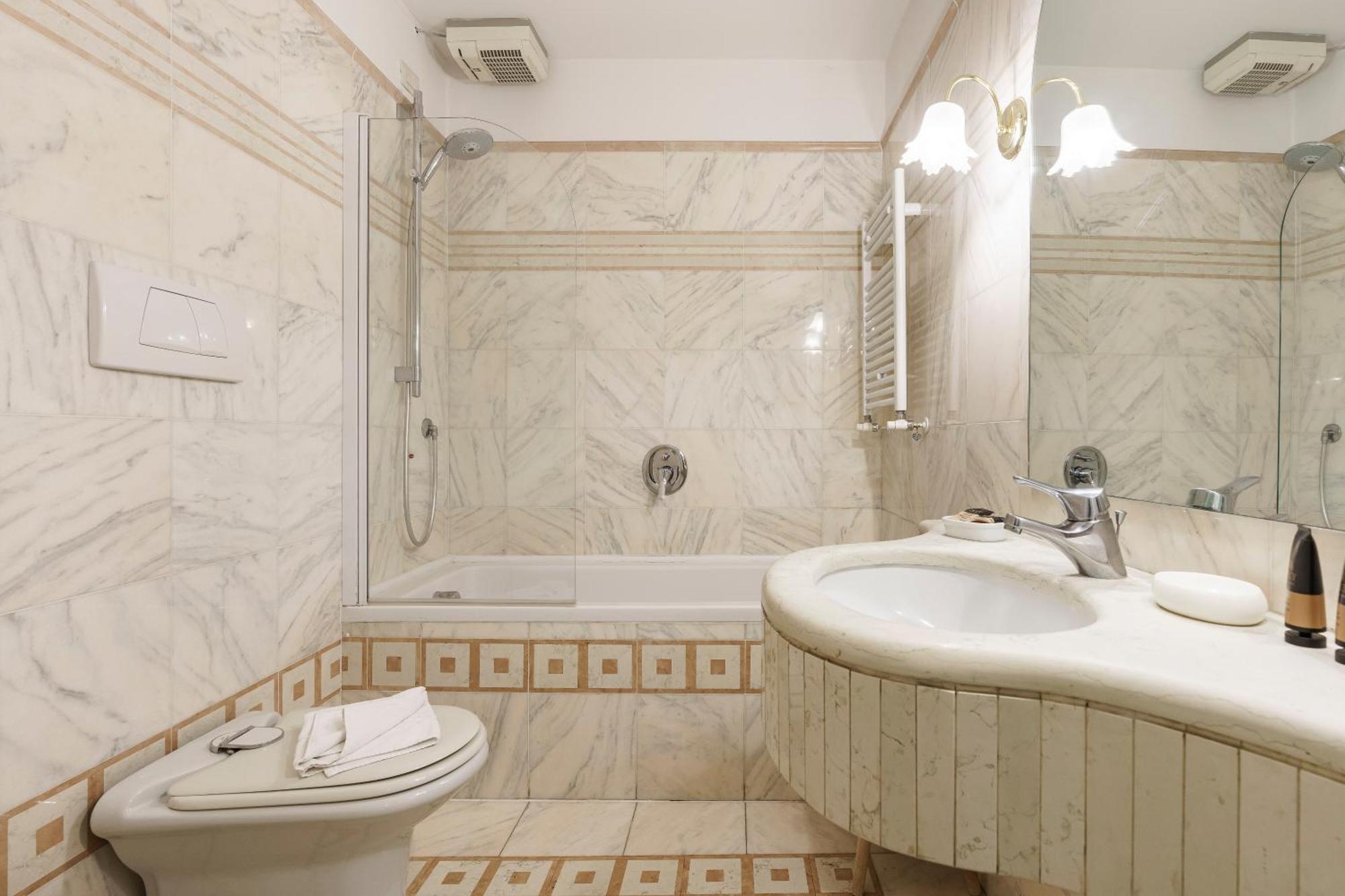 Borgo Albizi Penthouse - 360 Terrace View Apartment Florence