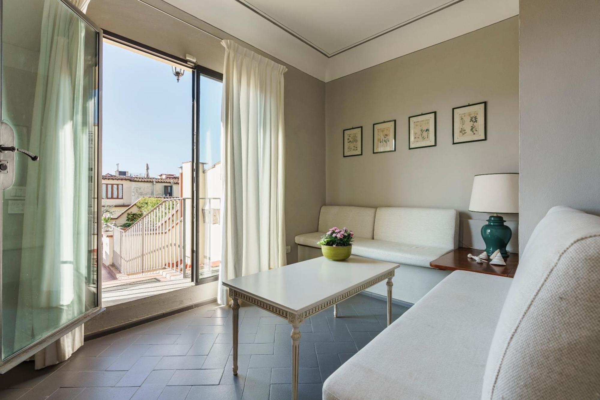 Apartment Borgo Albizi Penthouse - 360 Terrace View Florence